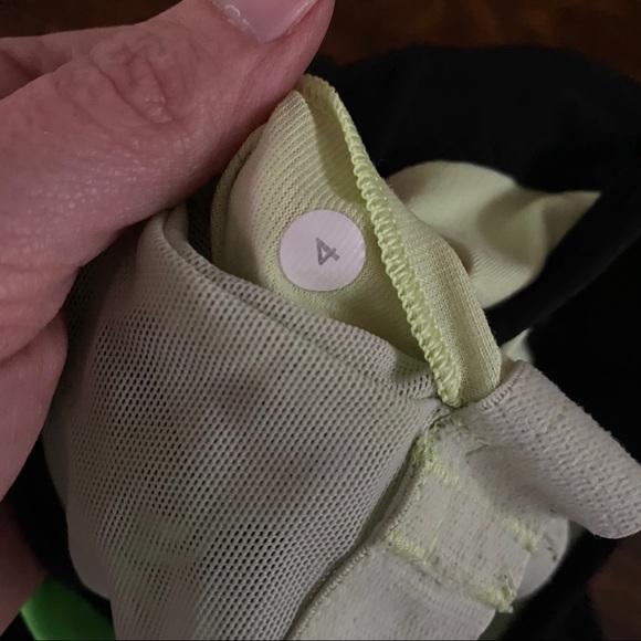 Lululemon Cardio Kick Racerback Tank Green - Picture 4 of 9